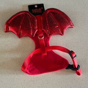 NWT Tails & Noses Halloween Dog Harness Wings Size M